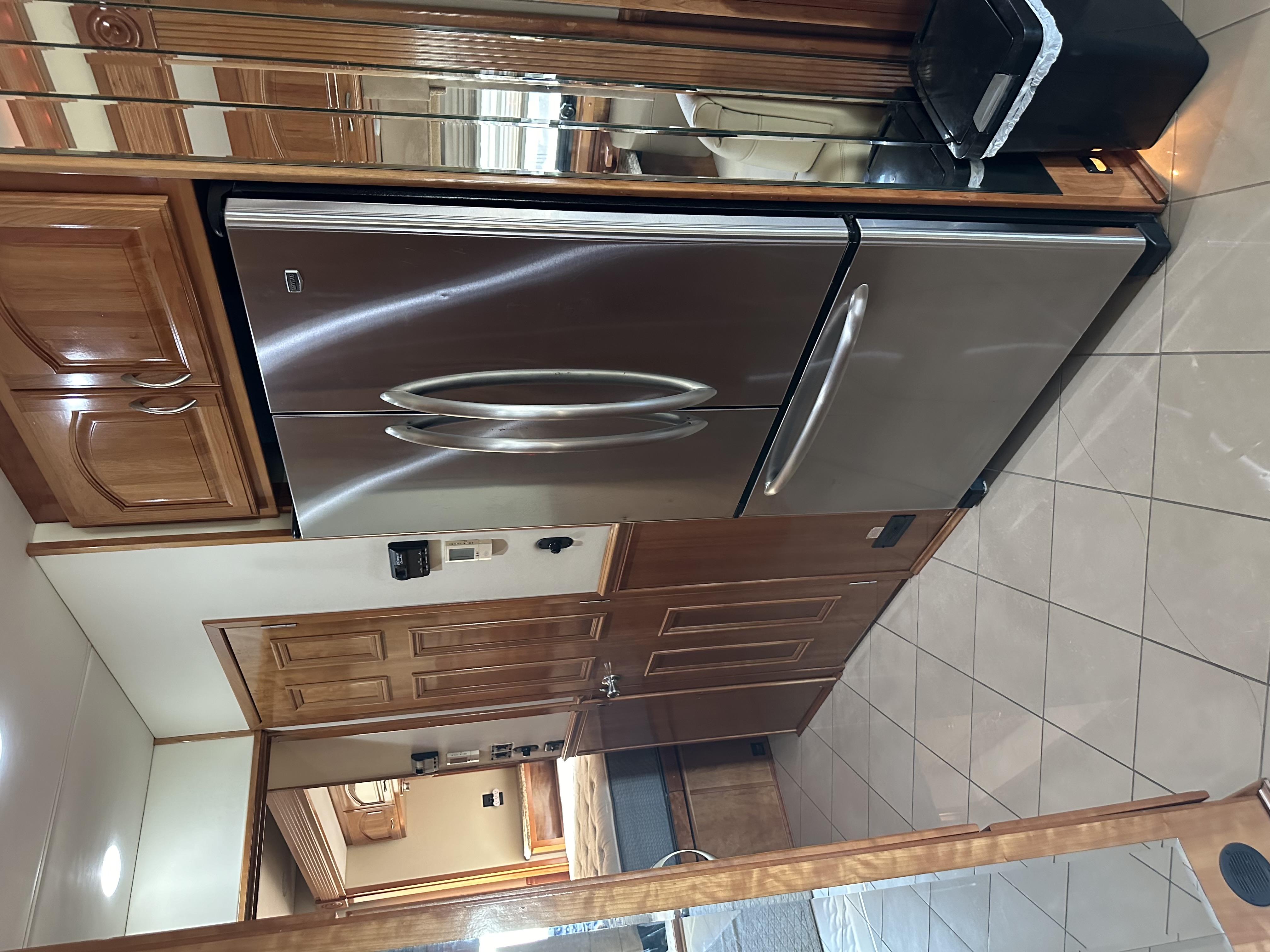 Used 2010 Renegade 45' Motorcoach